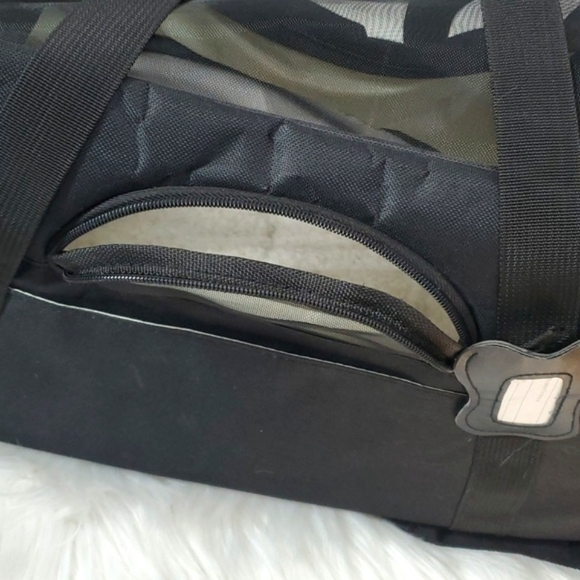 Soft Kennel Crate Small Pet Travel Bag Black Mesh Washable Removable Pad Airline - Picture 11 of 12